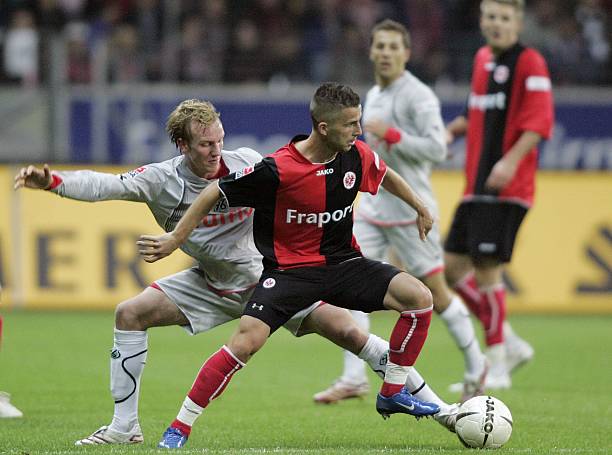 的冯劲射门 的冯劲射门