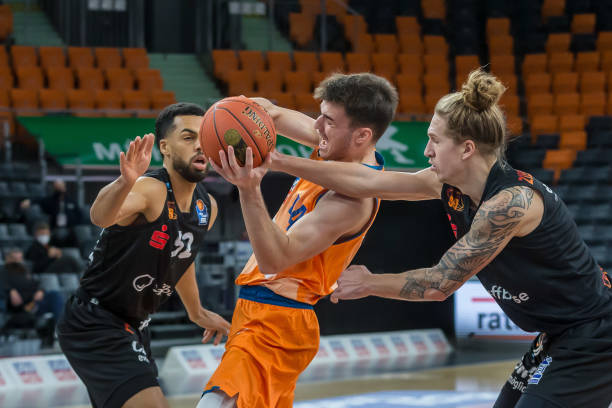 的决策都决 的决策都决