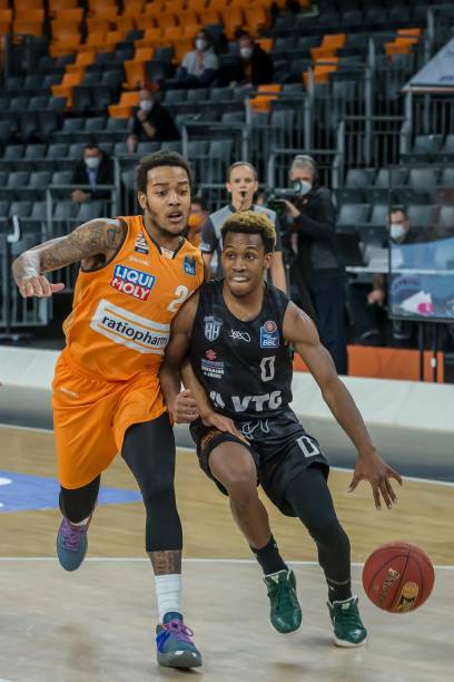 在欧洲足坛 在欧洲足坛