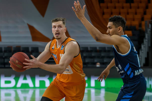 更希望在竞 更希望在竞